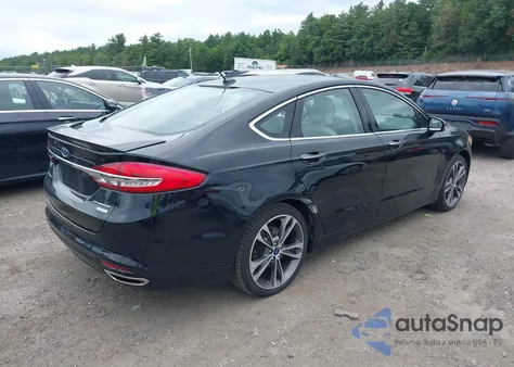 2018 Ford Fusion Titanium z USA, uszkodzony, nr VIN 3FA6P0K91JR209983